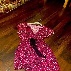 Spotted blouse with pink and black spots